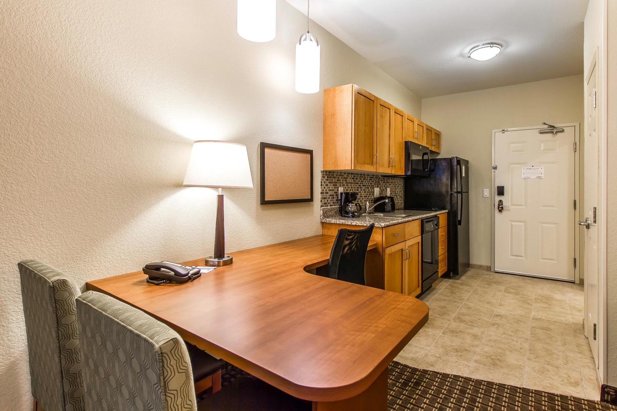 Mainstay Suites Stanley Phòng bức ảnh