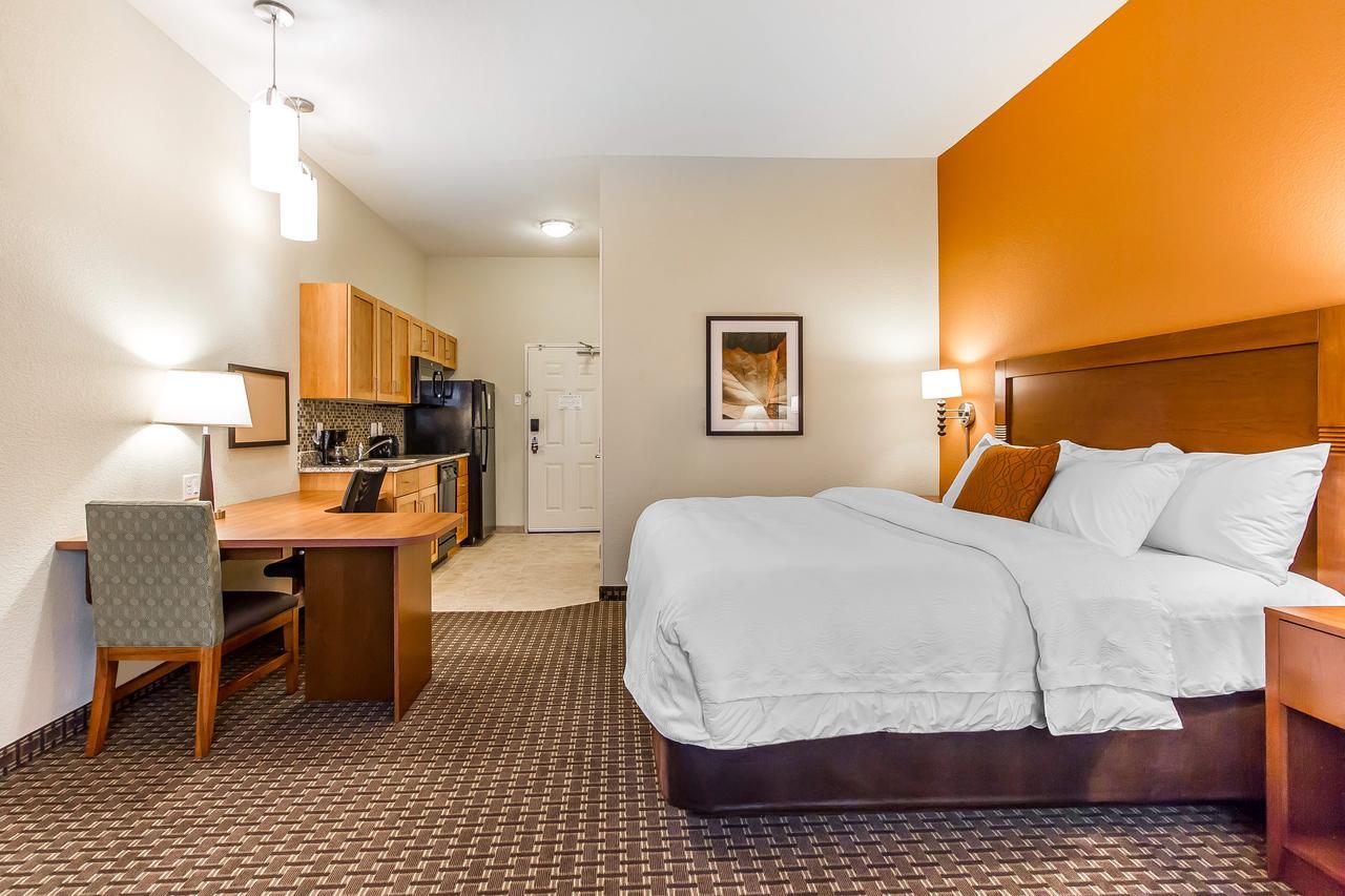 Mainstay Suites Stanley Phòng bức ảnh