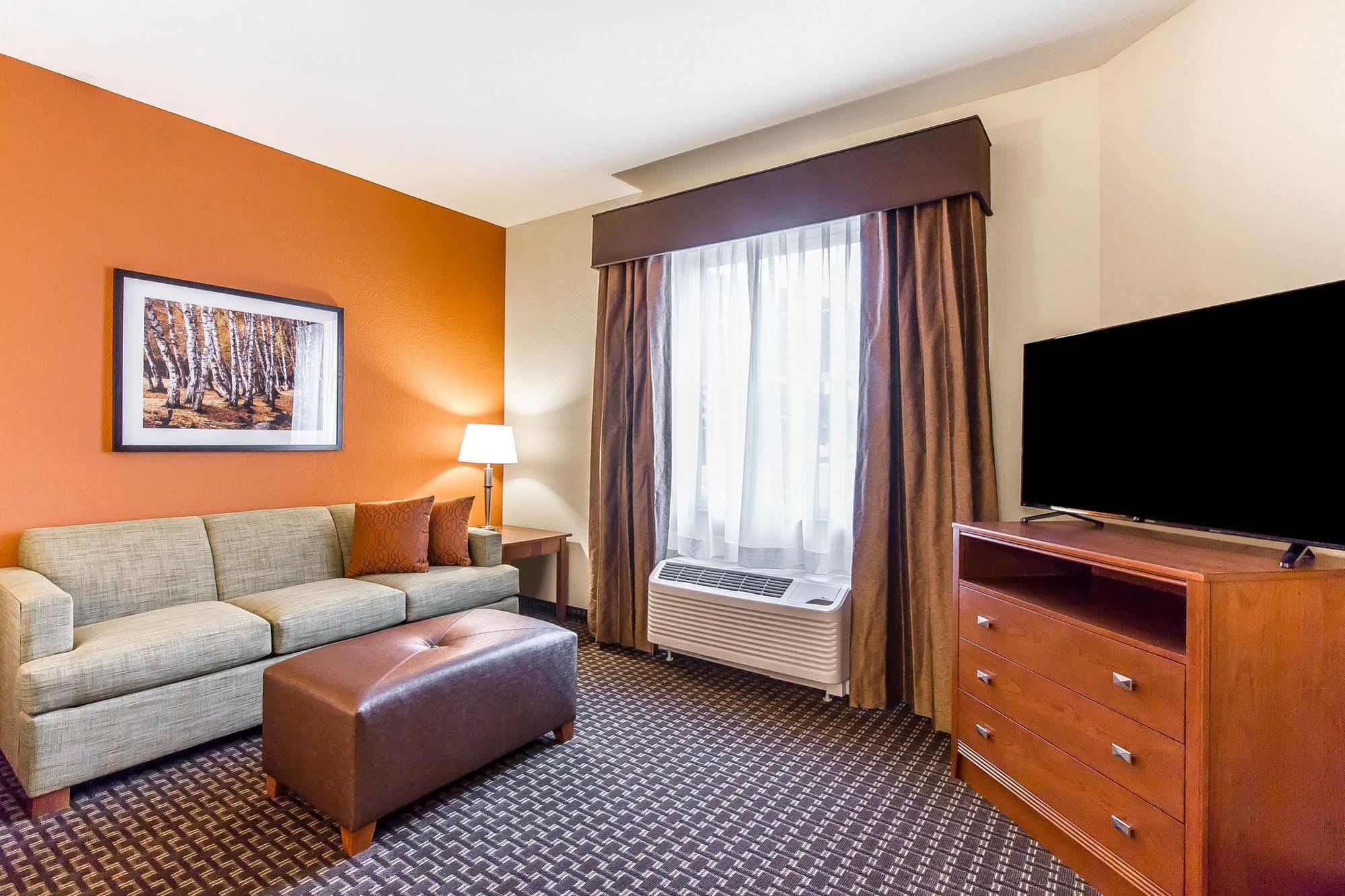 Mainstay Suites Stanley Ngoại thất bức ảnh