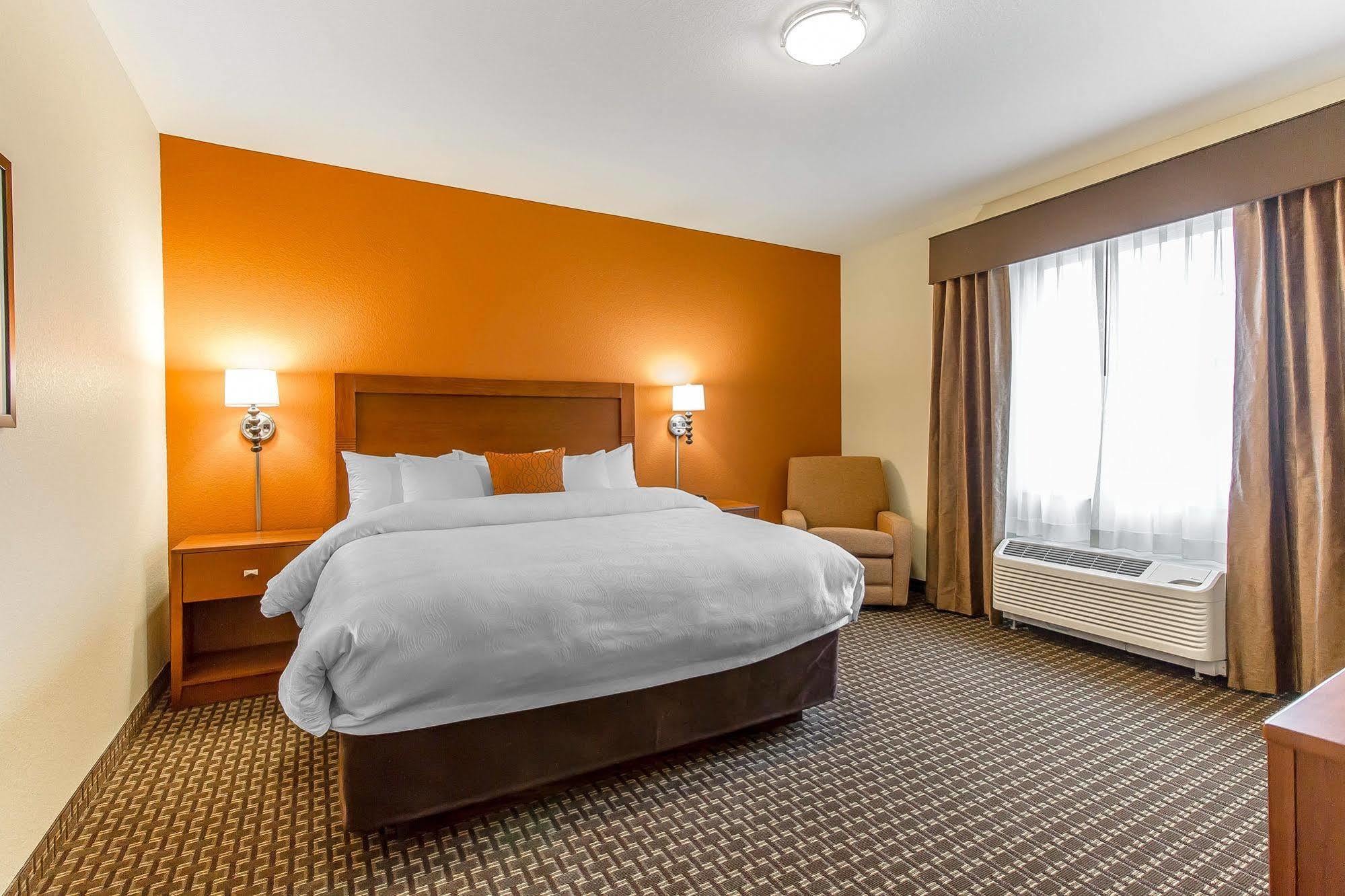 Mainstay Suites Stanley Ngoại thất bức ảnh