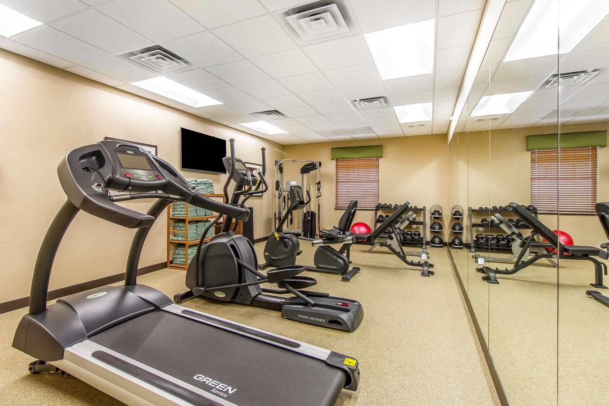 Mainstay Suites Stanley Ngoại thất bức ảnh