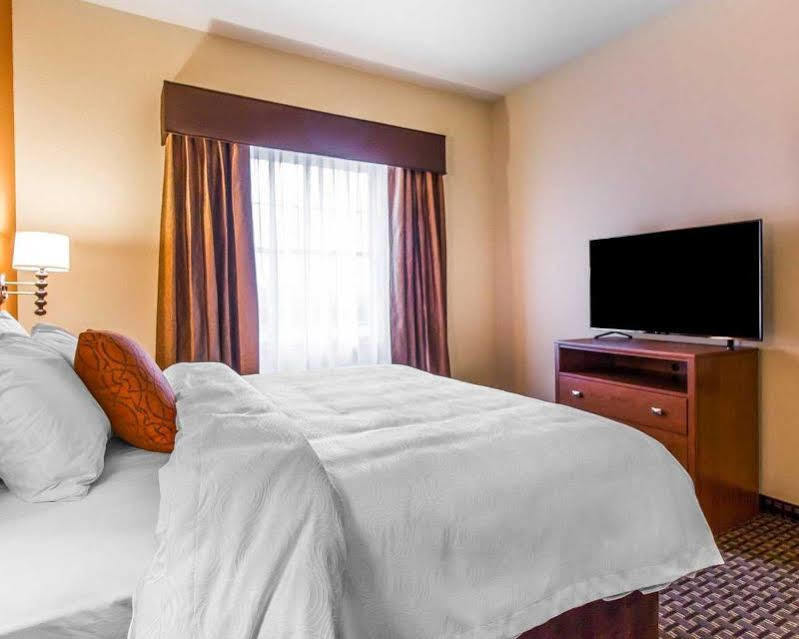 Mainstay Suites Stanley Ngoại thất bức ảnh