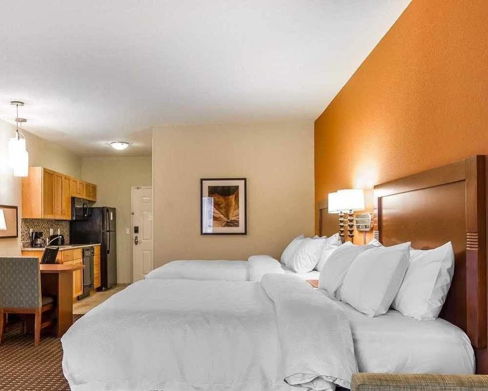 Mainstay Suites Stanley Ngoại thất bức ảnh